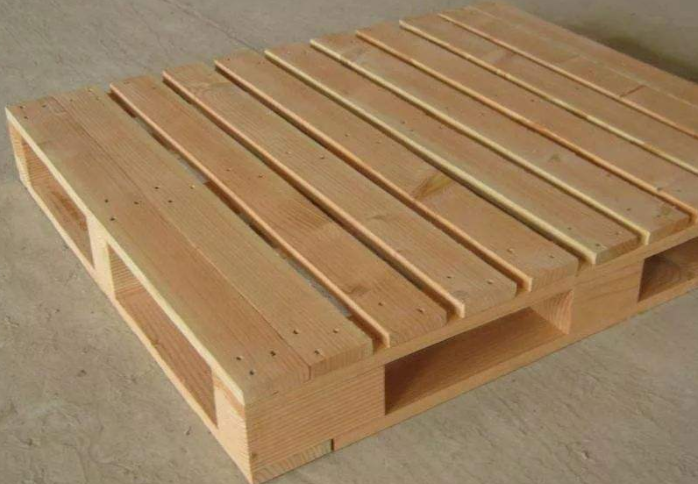 免熏蒸木托盤有哪些優勢?企業在選托盤時為何更青睞于它?